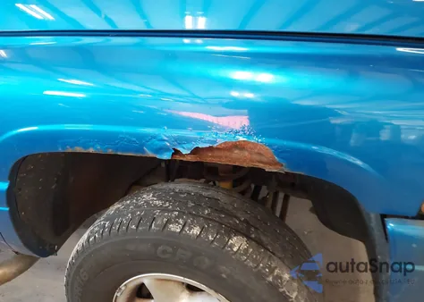 2001 Dodge Ram 1500 St из США, поврежденный, VIN 1B7HF13Z61J506297